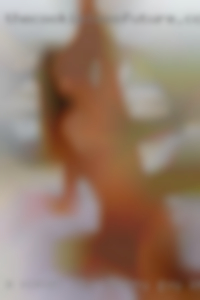 A woman 19yr horny guy in great shape also.