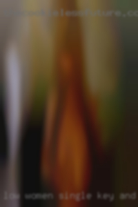 Low women single key and drama at the gym.