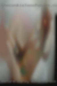 Mature, curvy, adventurous hook and horny from Detroit!